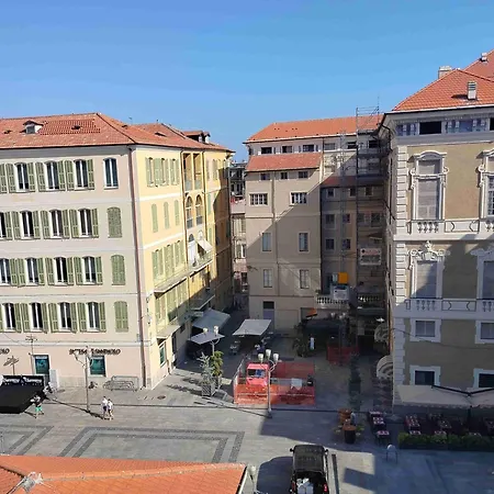 La Casa Di Nonna Linda By World דירה